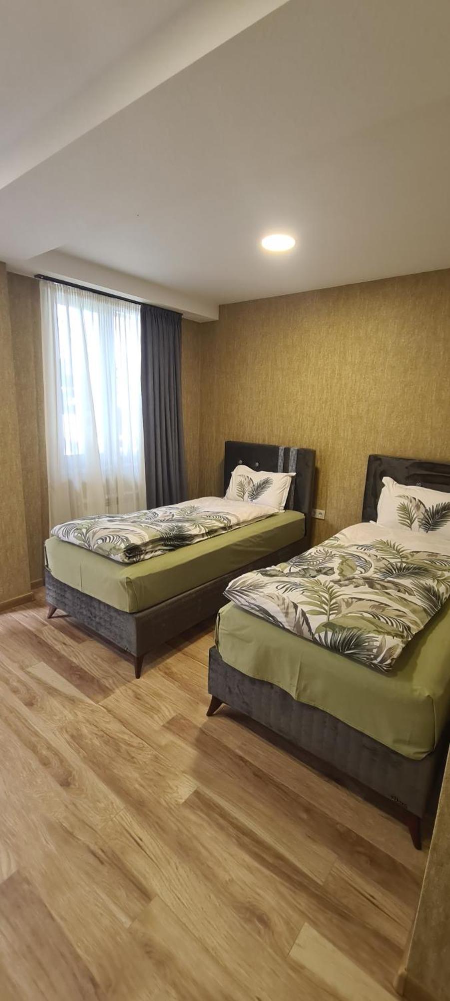 Hotel Khorgo Gori Exteriér fotografie