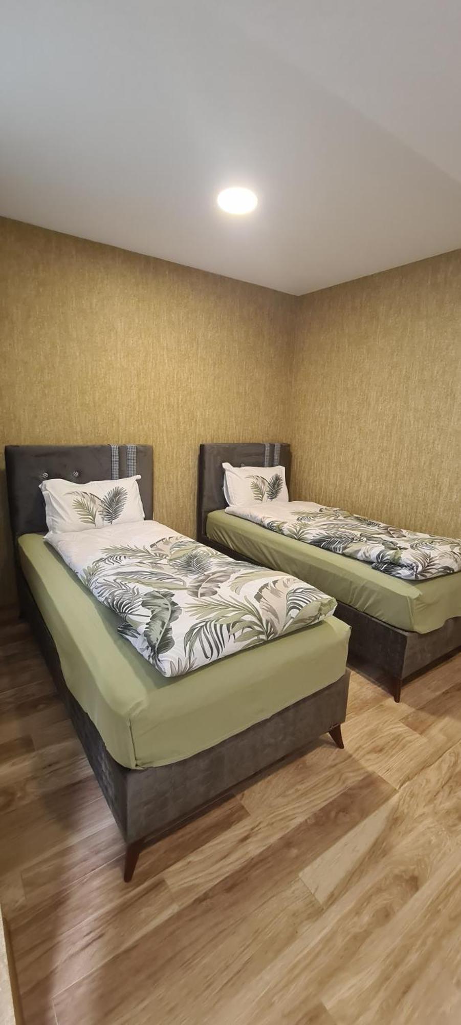 Hotel Khorgo Gori Exteriér fotografie