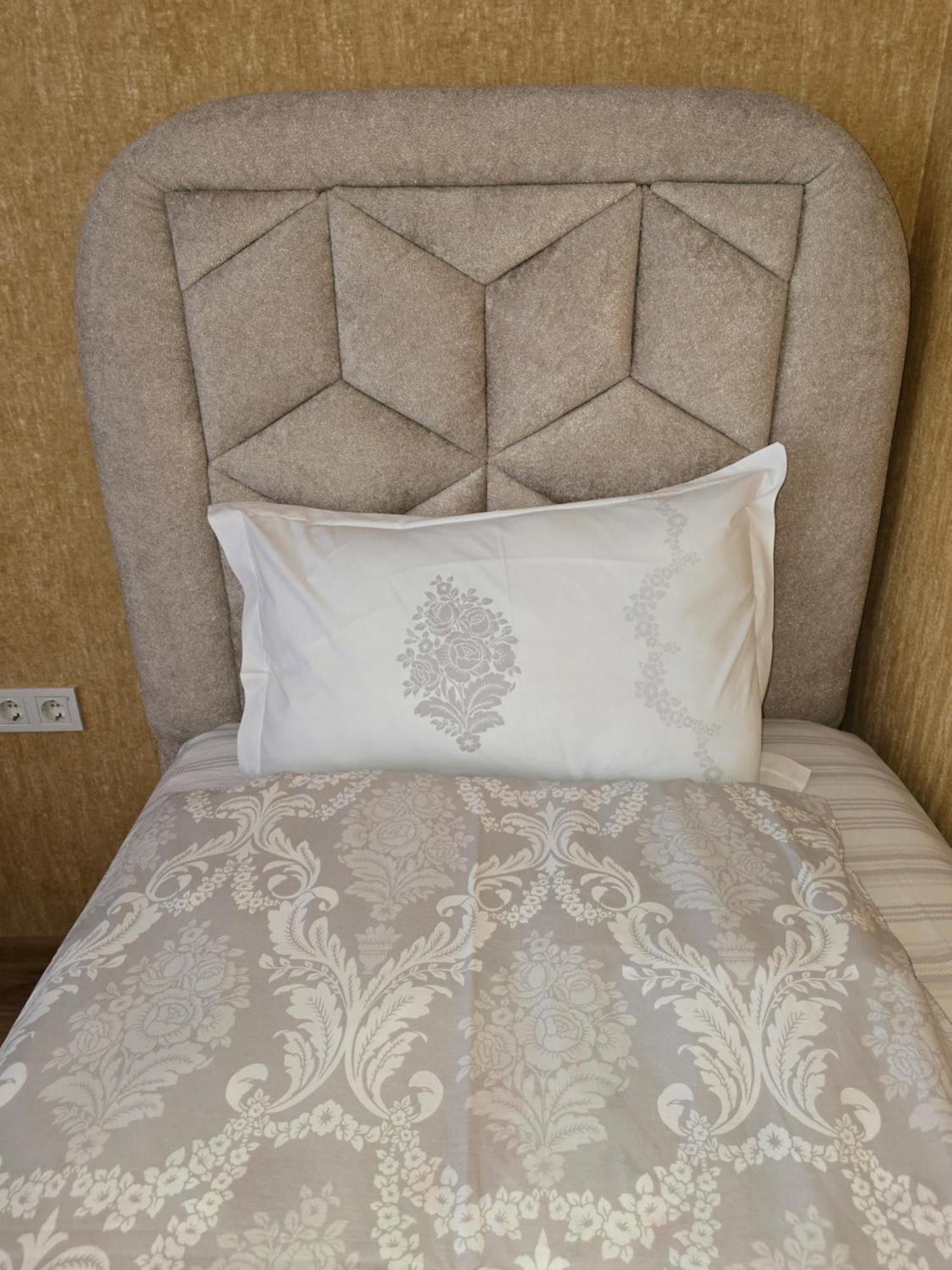 Hotel Khorgo Gori Exteriér fotografie