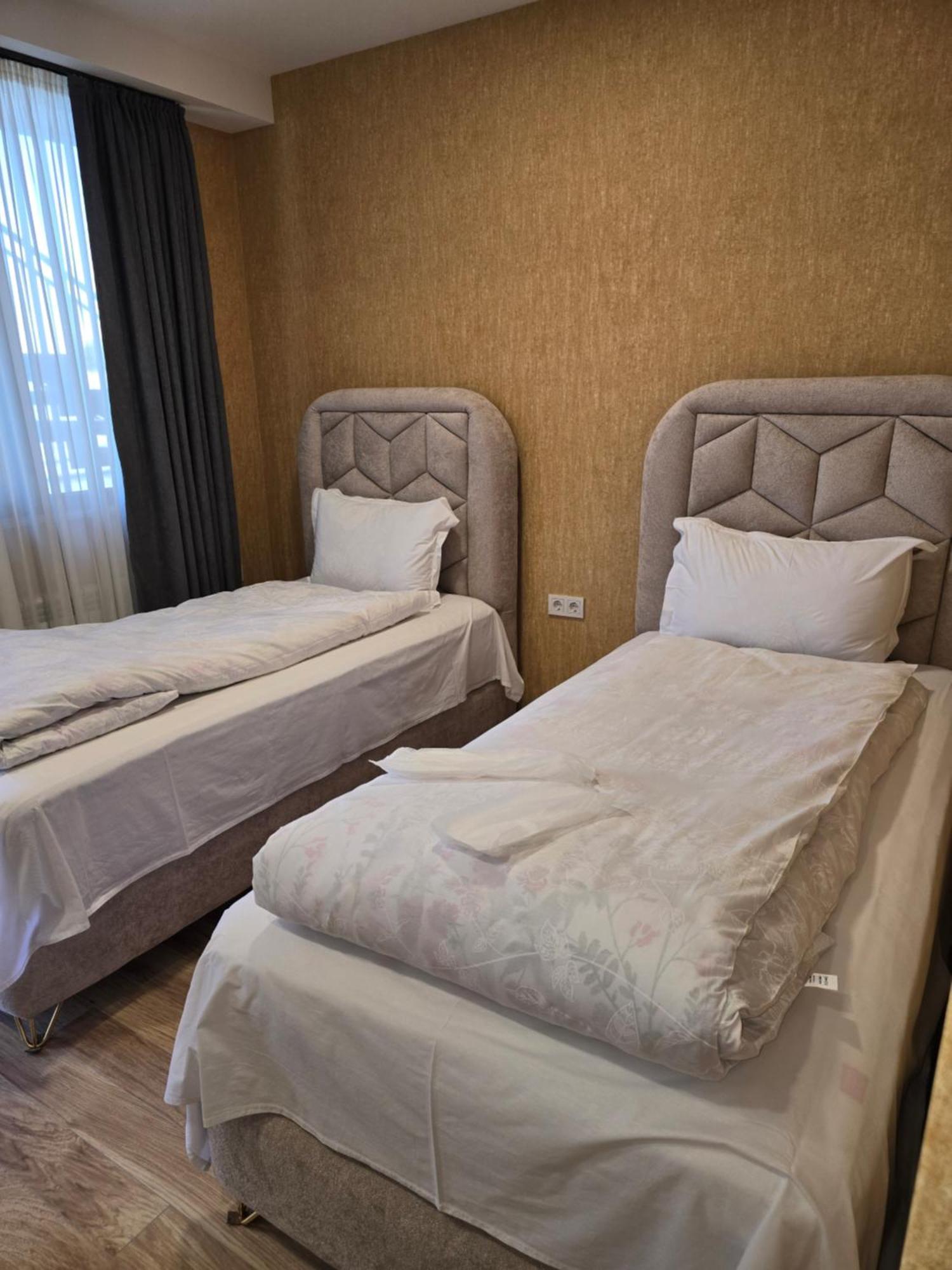 Hotel Khorgo Gori Exteriér fotografie
