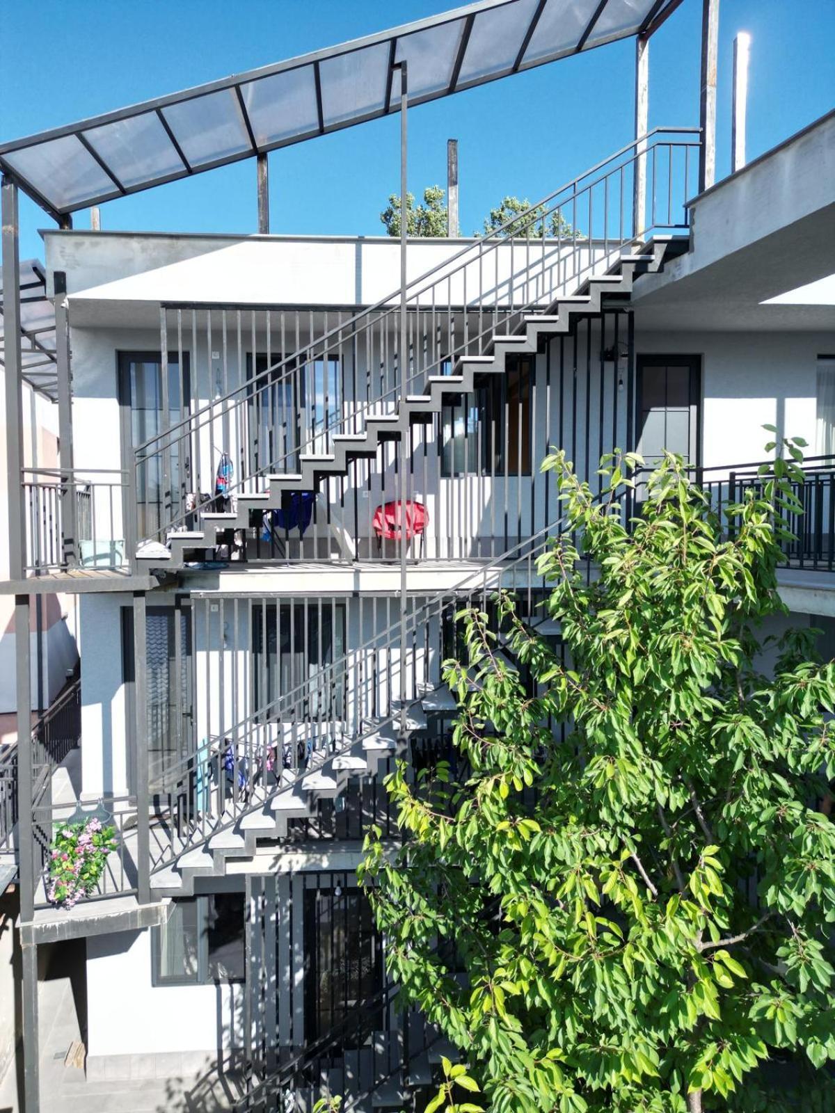 Hotel Khorgo Gori Exteriér fotografie